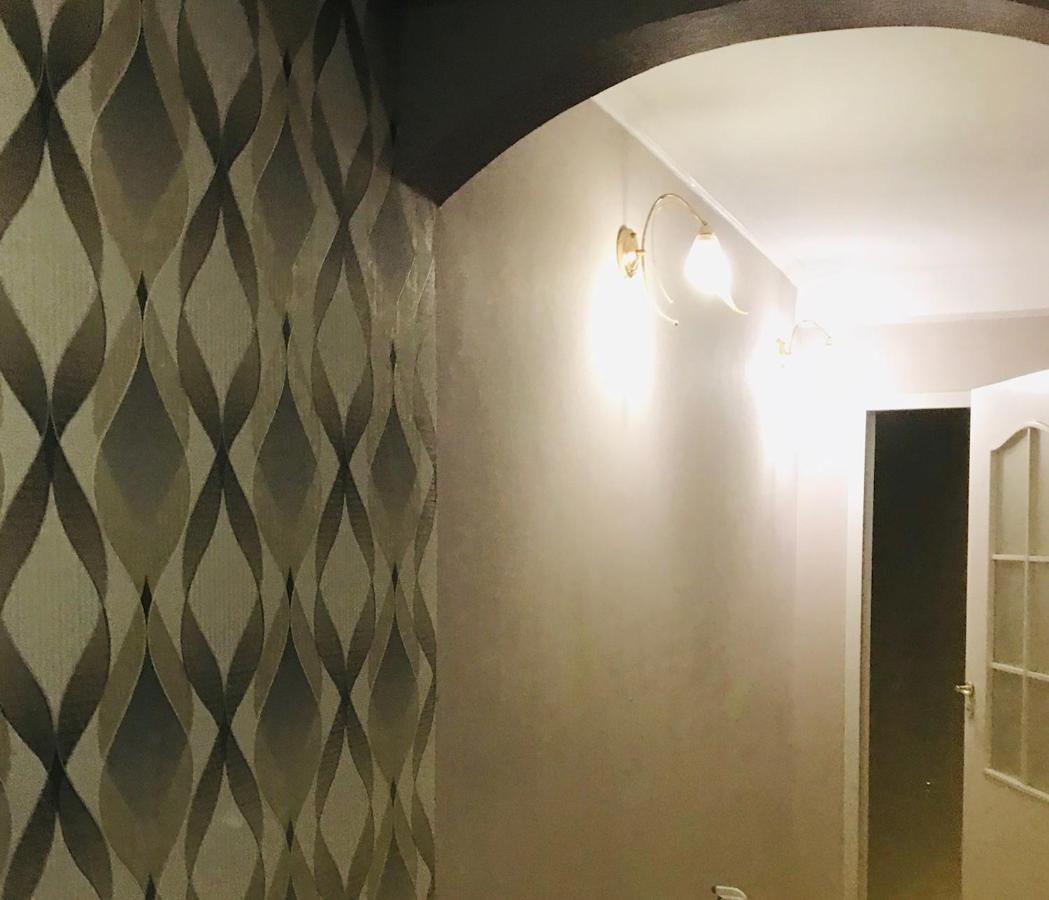 Apartment Near Metro Pecherskaya Kiev Eksteriør billede