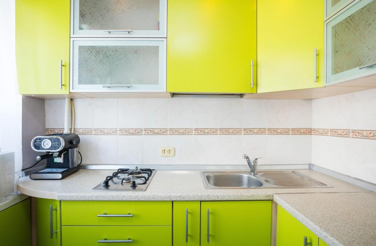 Apartment Near Metro Pecherskaya Kiev Eksteriør billede