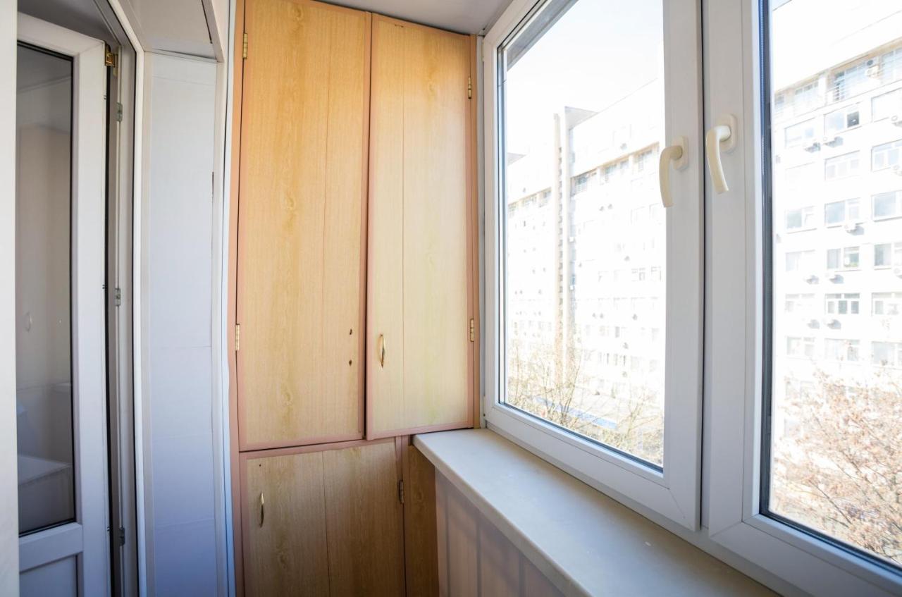 Apartment Near Metro Pecherskaya Kiev Eksteriør billede