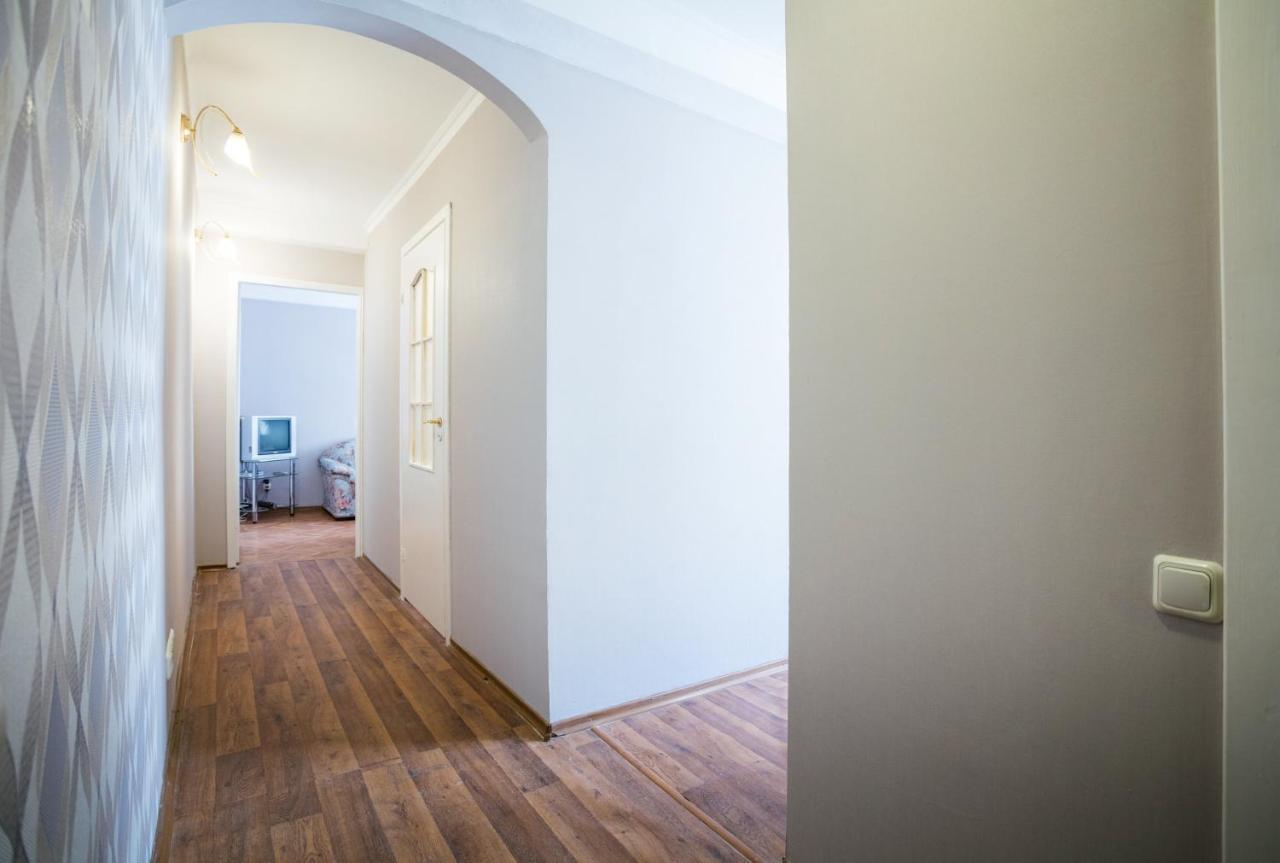 Apartment Near Metro Pecherskaya Kiev Eksteriør billede
