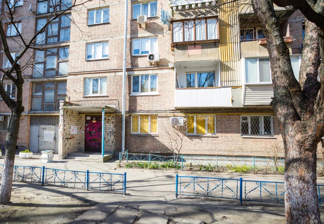 Apartment Near Metro Pecherskaya Kiev Eksteriør billede